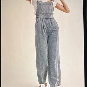 Mable Gretchen Square Neck backless jumpsuit